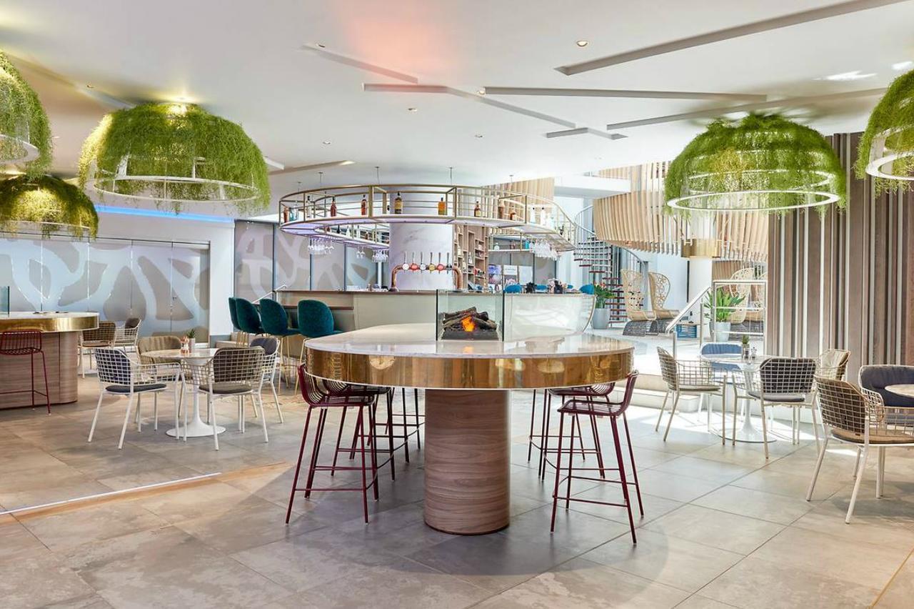 Novotel London Heathrow Airport T1 T2 And T3 Hotel Hayes (Greater London)